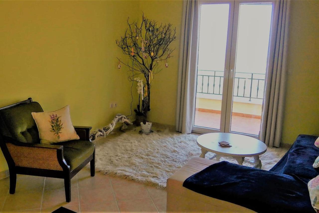 Ermina'S Gaze Apartment Agioi Deka  Екстериор снимка