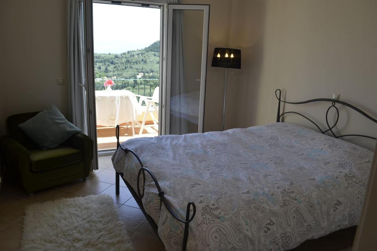 Ermina'S Gaze Apartment Agioi Deka  Екстериор снимка