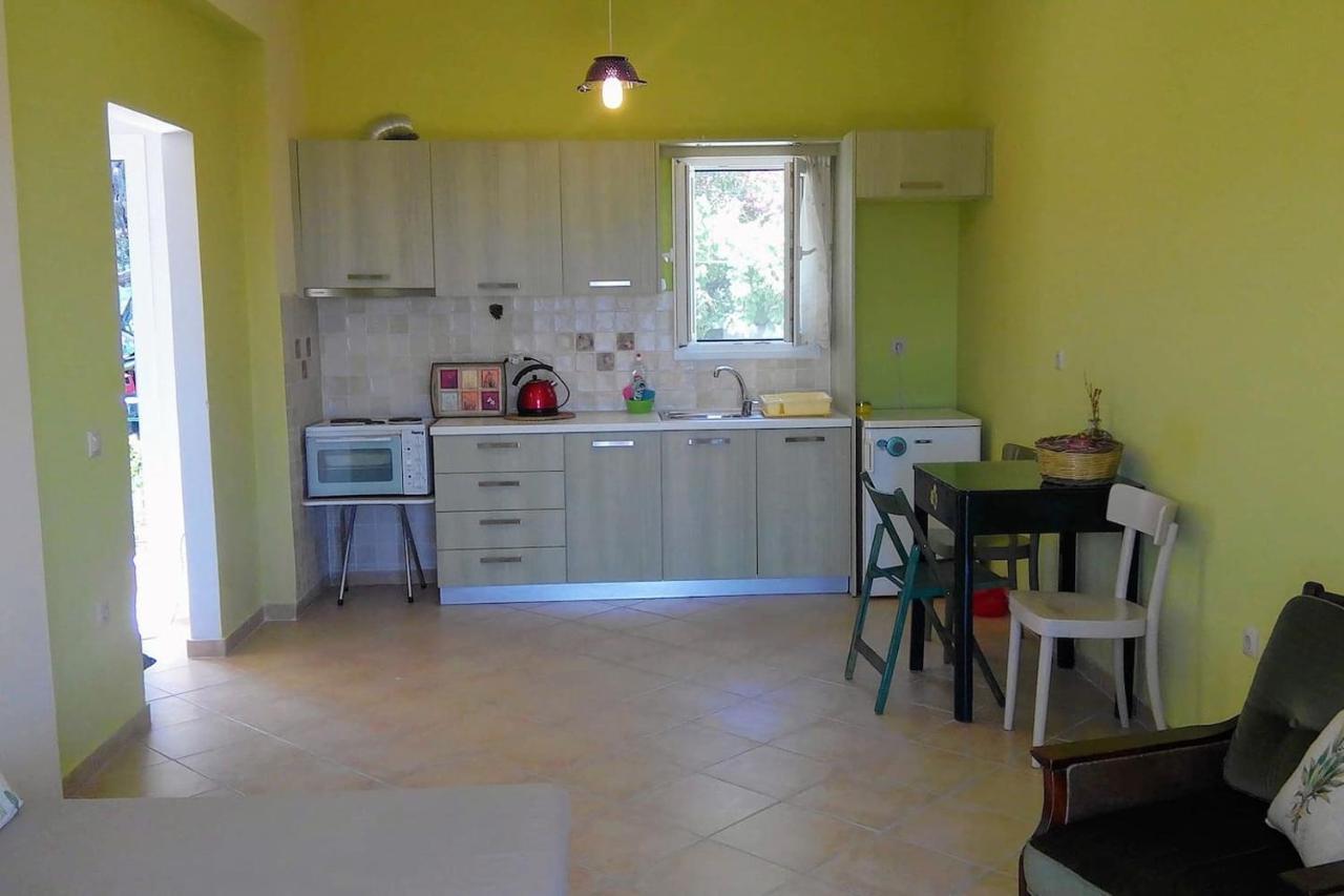 Ermina'S Gaze Apartment Agioi Deka  Екстериор снимка